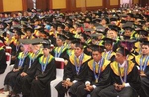 wisudawan1