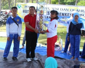juara umum