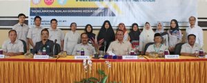 semua analis
